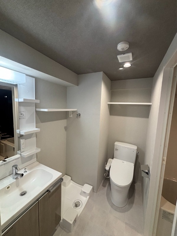 洗面設備　同仕様