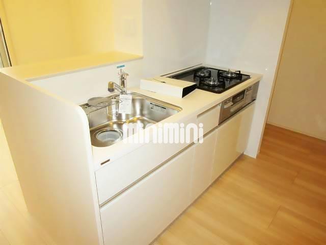 キッチン　システムキッチンでお掃除もらくらくです