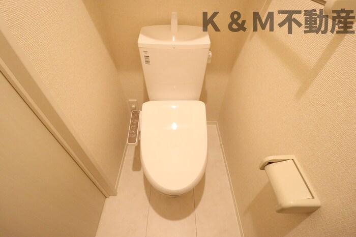 トイレ　コンパクトで使いやすいトイレです