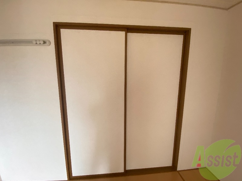 収納　洋室にございます収納は大きく沢山しまえそうです。