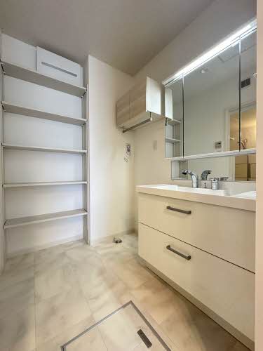 洗面設備　洗髪洗面化粧台