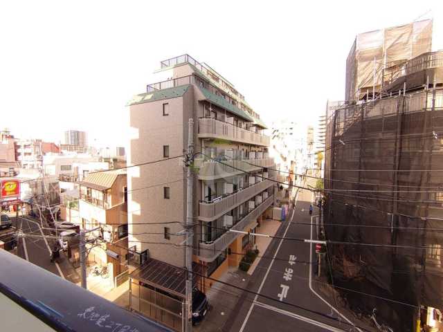 眺望　ALTERNA池袋EAST