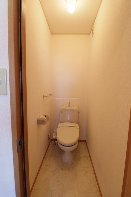 トイレ　同間取り参考写真