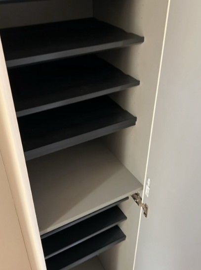 玄関　キッチン