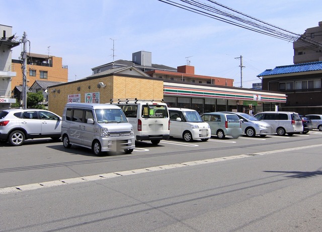 コンビニ　セブンイレブン　松山大学前店（コンビニ）まで69m