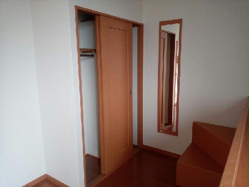 収納　写真は同タイプになります。