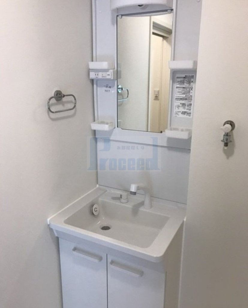 洗面設備　うれしい独立洗面台！