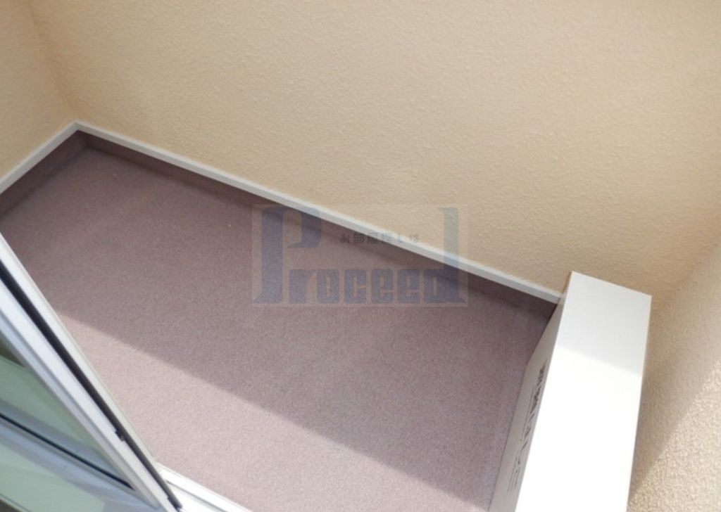 バルコニー　明るいバルコニー！