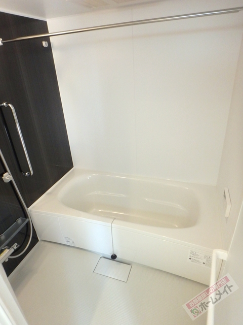 バス・シャワールーム　追い焚き付で寒い日も温まります♪