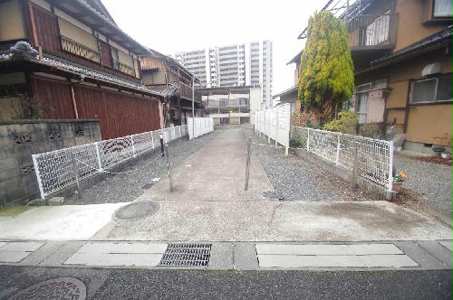 その他共有部分　道路入口になります