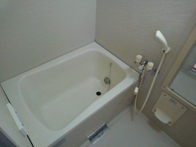 バス・シャワールーム　お風呂です