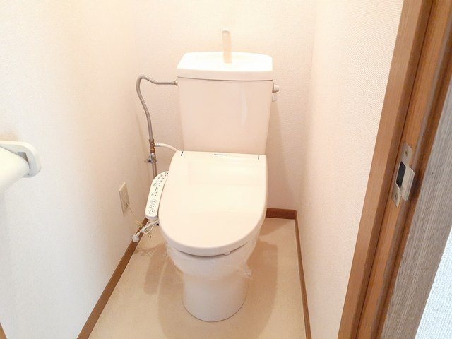 トイレ　コンパクトで使いやすいトイレです