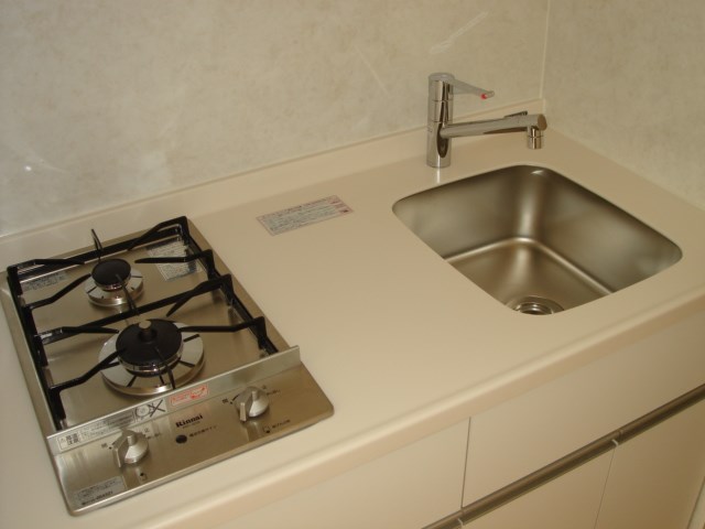 キッチン　弊社は全物件が仲介手数料半月分でご紹介可能です。