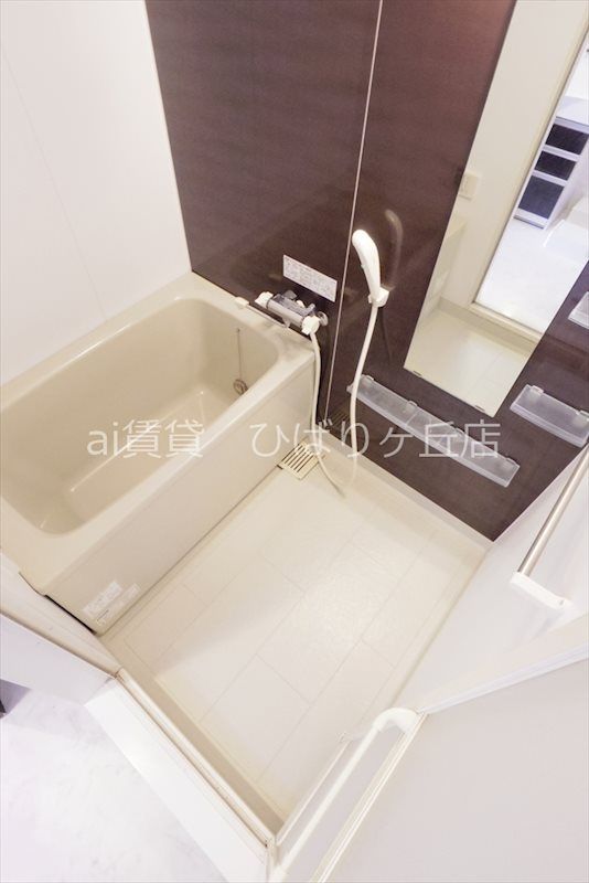 バス・シャワールーム　～同仕様写真～