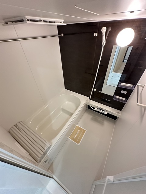 バス・シャワールーム　同施工会社参考写真です