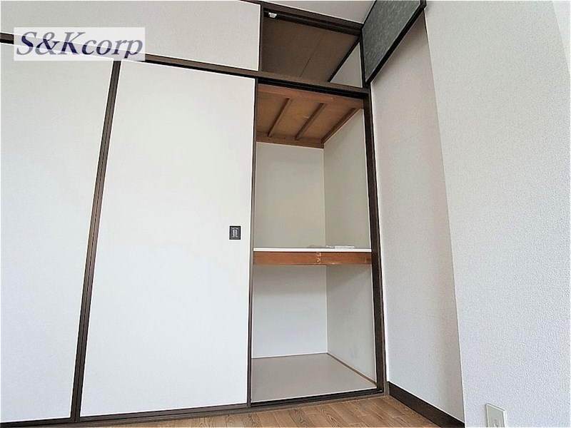 収納　コスモハイツ高尾(ネット無料物件)