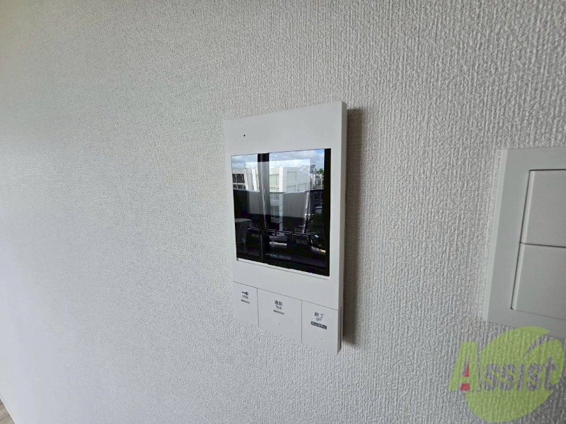 セキュリティ　ＴＶモニター付インターホンです。来客者の顔が見えるので安心！