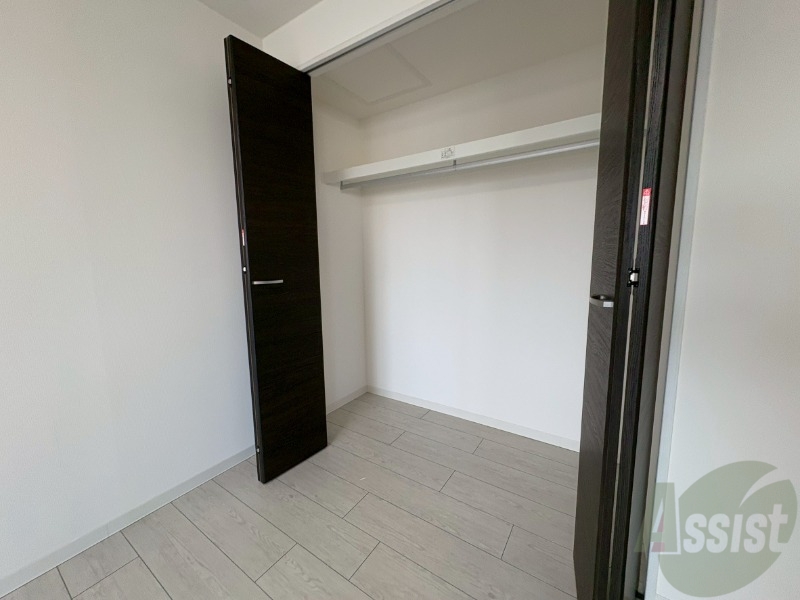 収納　寝室の収納です。部屋がすっきり片付きます。