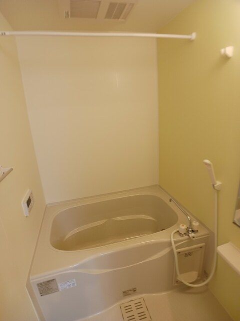 バス・シャワールーム　★ゆったり浸かれる浴槽★