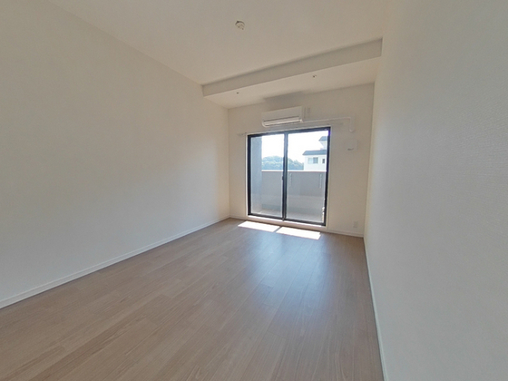 居室・リビング　※別部屋の写真です