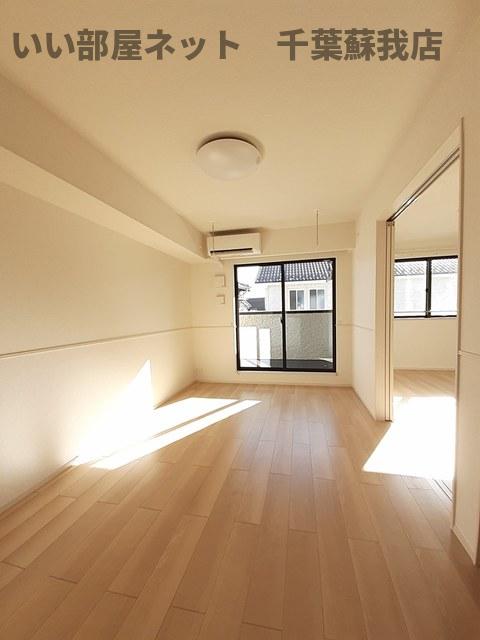 居室・リビング　おしゃれな居間です