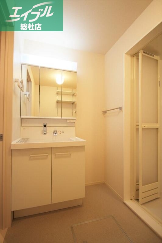 洗面設備　洗面所