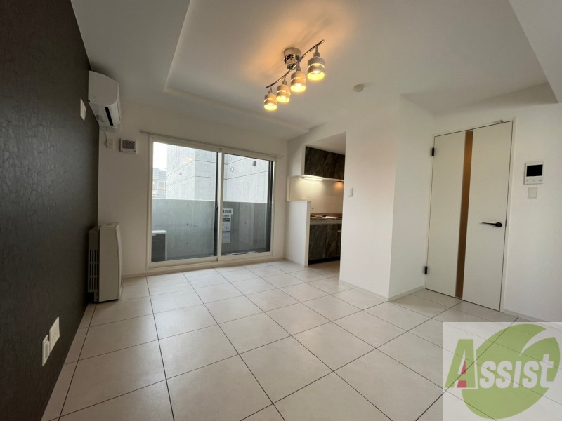 居室・リビング　広くてきれいなリビングです！快適に過ごせそうですね。