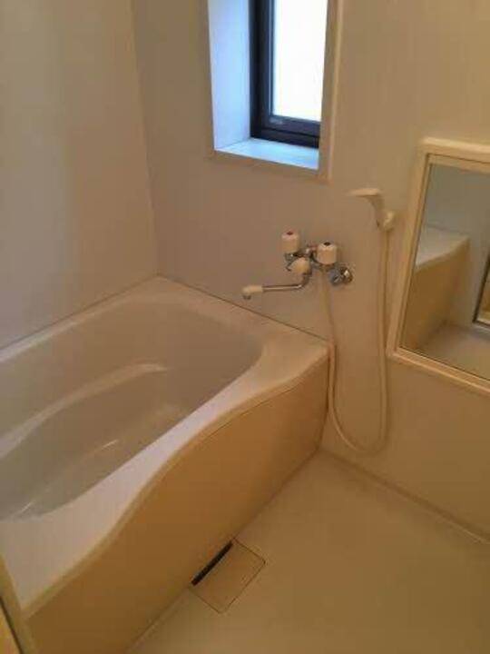 バス・シャワールーム　浴室
