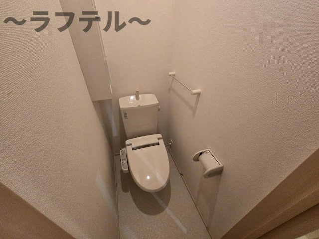 トイレ　別部屋イメージ写真