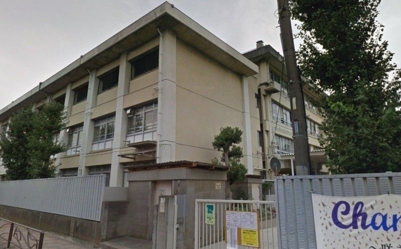 中学校　川崎市立稲田中学校（中学校）まで850m