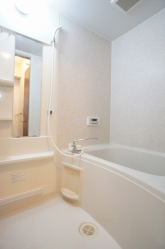 バス・シャワールーム　図面と現状に相違がある場合には現状を優先