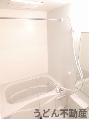 バス・シャワールーム　うどん県のお部屋探しはうどん不動産へ うどんちゃんとLINE