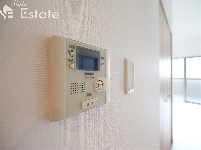 セキュリティ　モニター付きインターホン