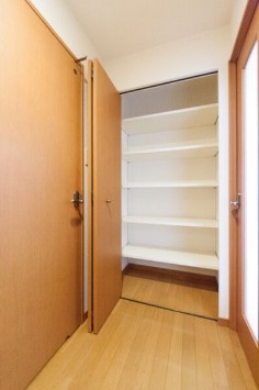 収納　大容量の収納デス