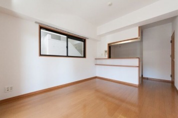 居室・リビング　広々リビングでゆったりくつろげます