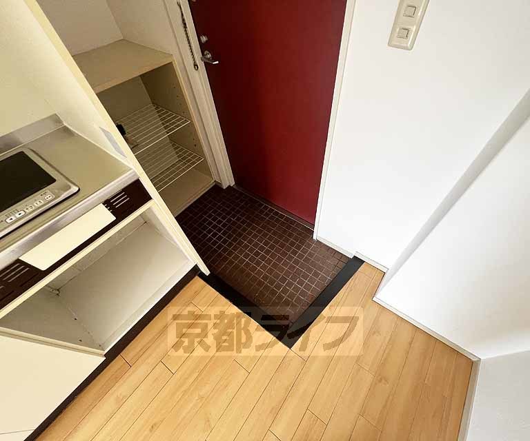 玄関　大きな段差がありません