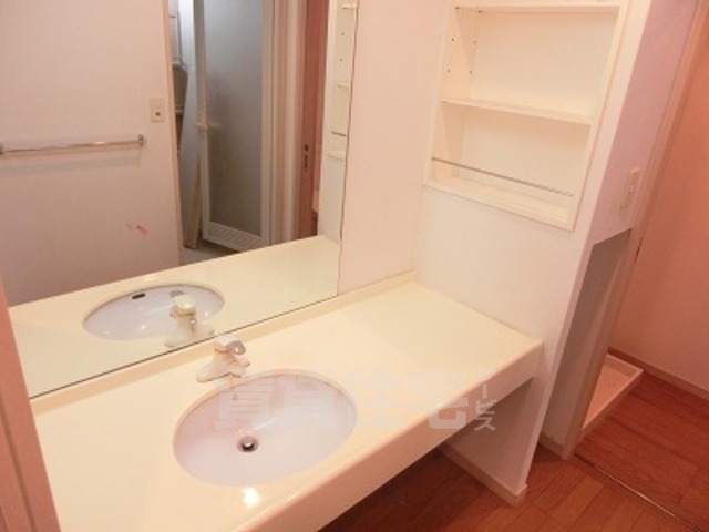 洗面設備　同マンション別部屋