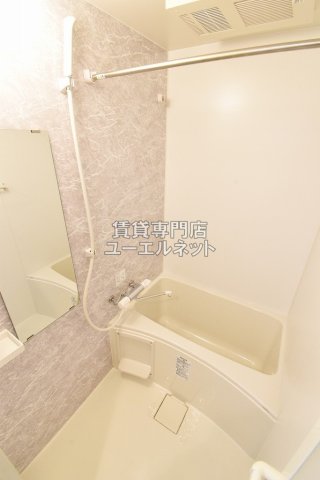 バス・シャワールーム　浴室