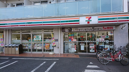 コンビニ　セブンイレブン 板橋東新町1丁目店（コンビニ）まで277m