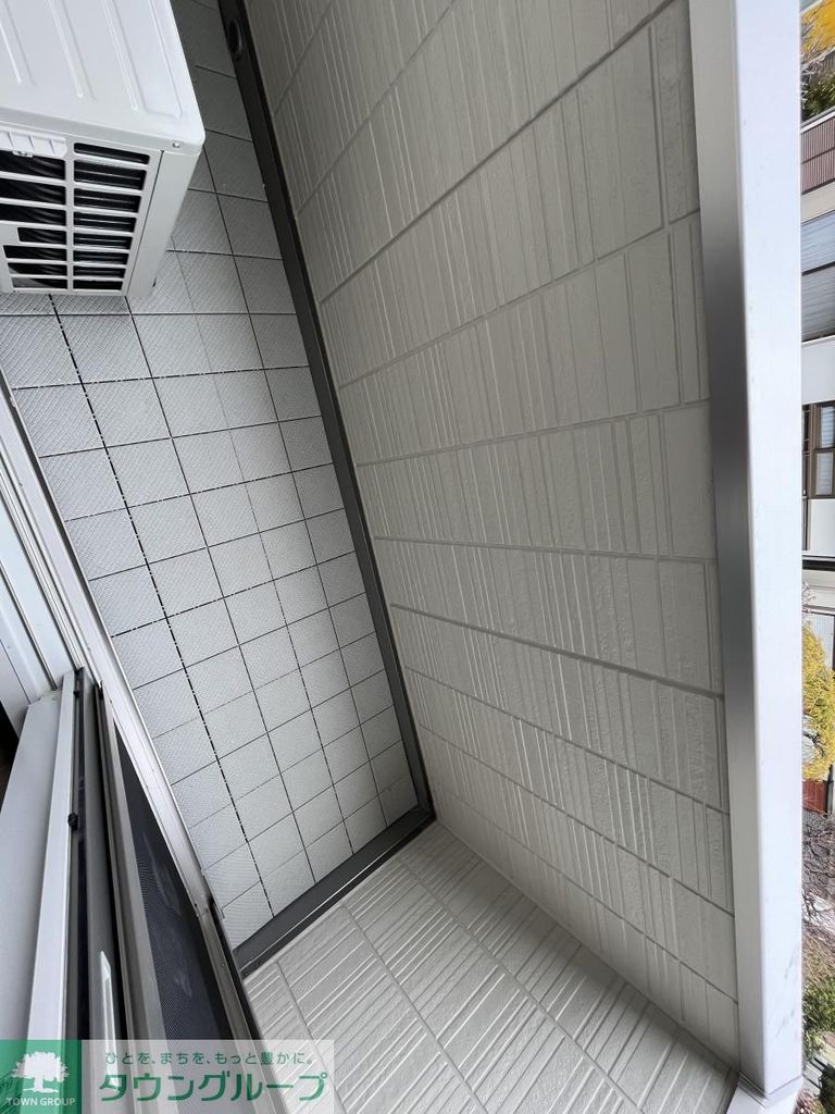 バルコニー　バルコニー