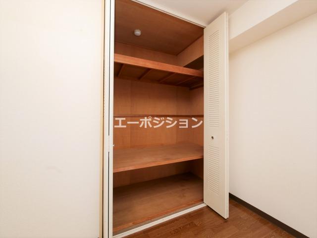 収納　リヴィエール川西