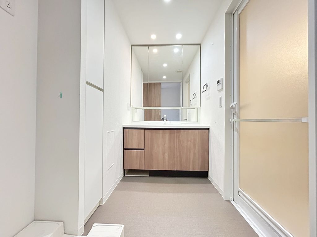 洗面設備　洗面室