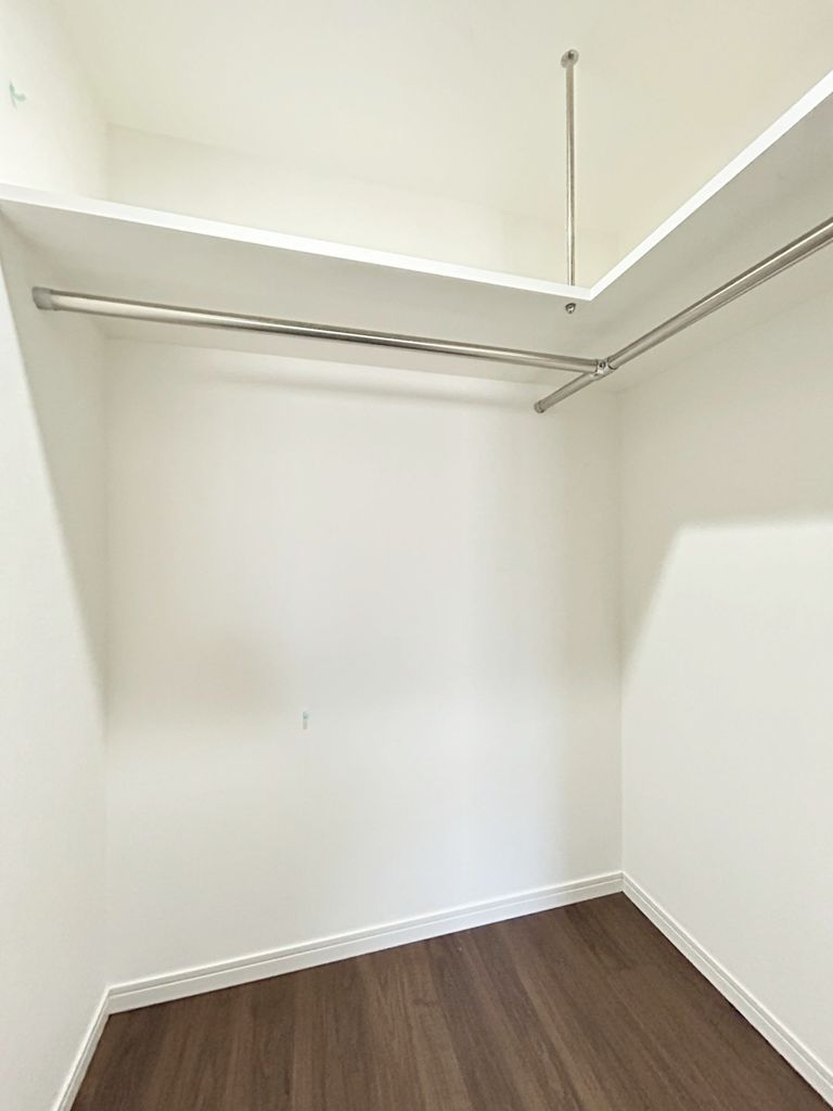 収納　ウォークインクローゼット