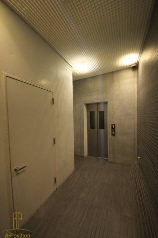 ロビー　北浜コンソール