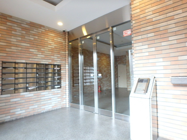 エントランス　建物入口