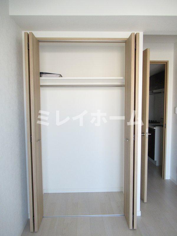 収納　同建物内、別のお部屋の参考写真になります。