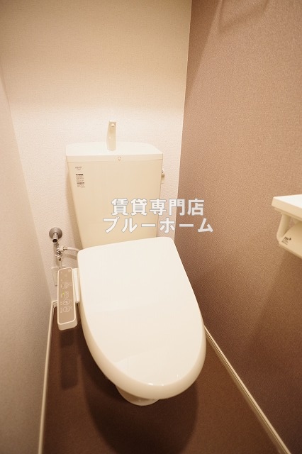 トイレ　温水洗浄便座付きのトイレ！