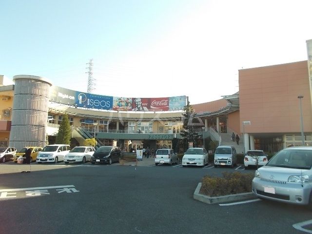 ショッピングセンター　ウニクス伊奈（ショッピングセンター）まで1318m