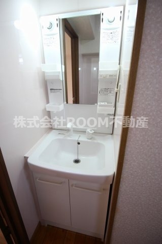 洗面設備　朝の身支度には欠かせない独立洗面化粧台