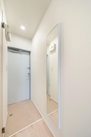 玄関　※同タイプ参考写真